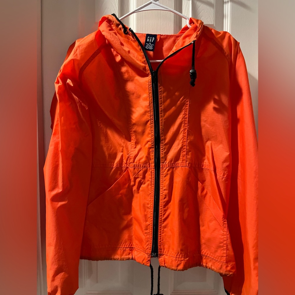 Gap rain coat